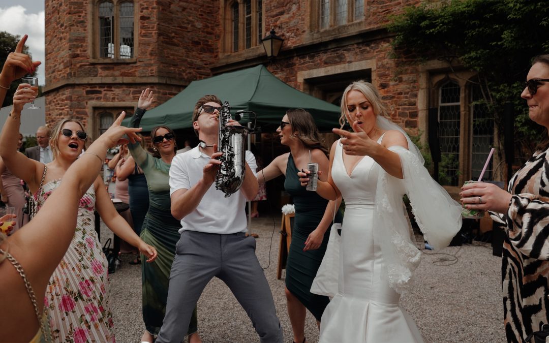 How to Choose The Right Music for Your Personalised Wedding Video